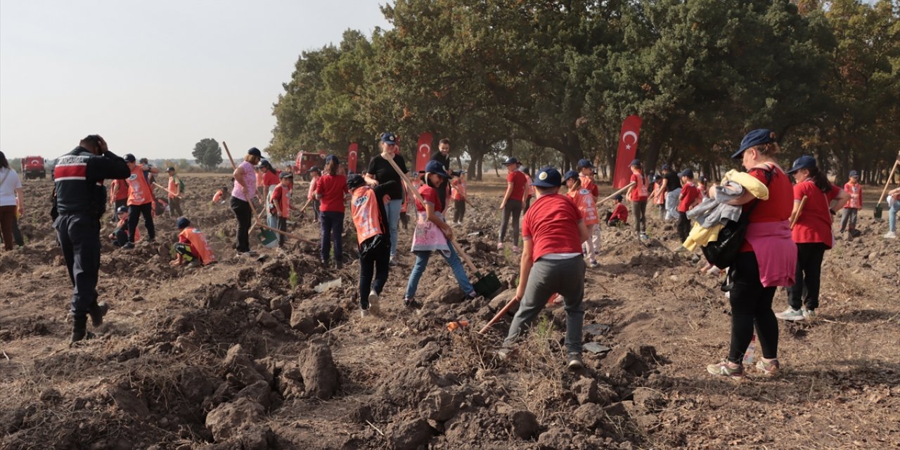 Kırklareli'nde "Cumhuriyetin 100. Yılı Hatıra Ormanı" oluşturuldu