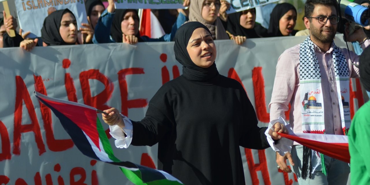 Kütahya'da üniversite öğrencileri İsrail'in Gazze'ye saldırılarını protesto etti