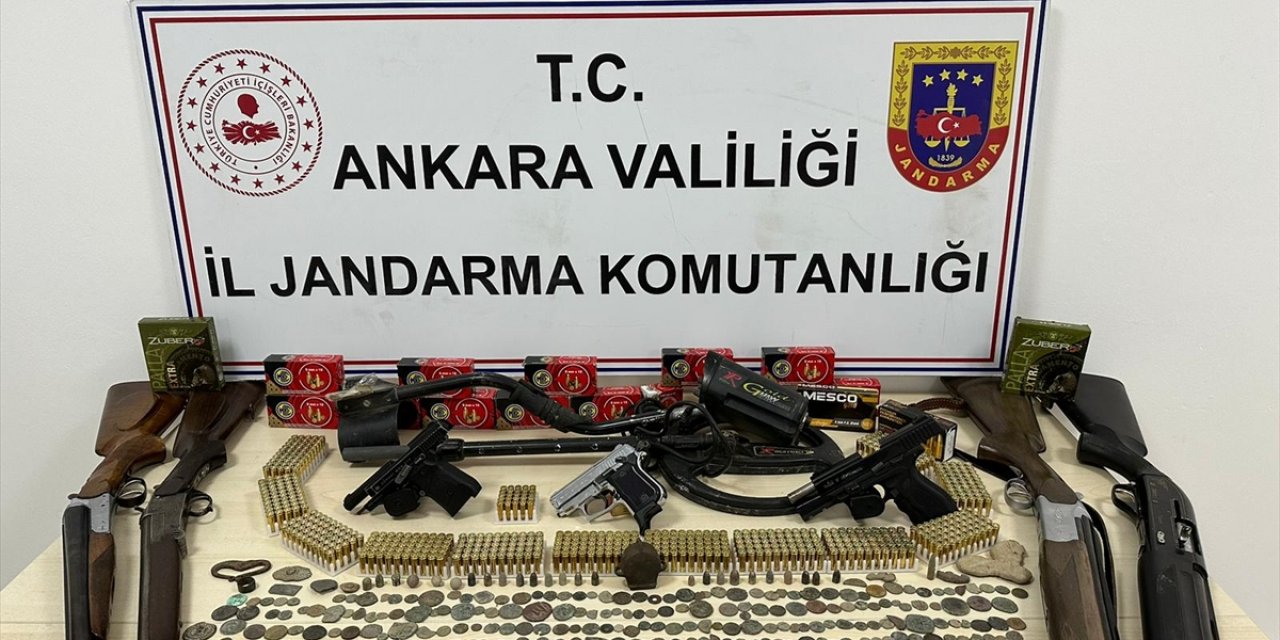 Ankara'da 1070 tarihi obje ele geçirildi