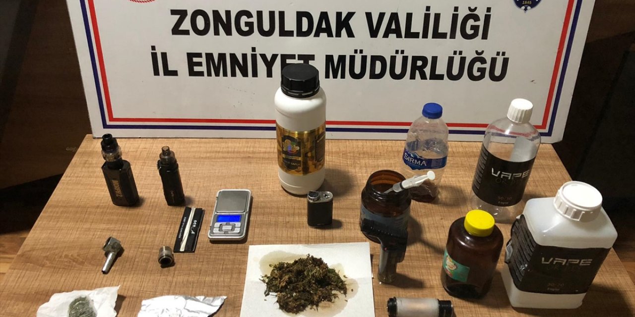 Zonguldak'ta uyuşturucu operasyonunda yakalanan 3 zanlı tutuklandı