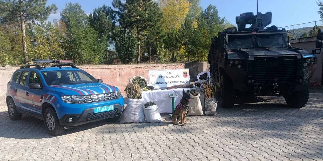 Bitlis'te 28 kilo 560 gram esrar ele geçirildi