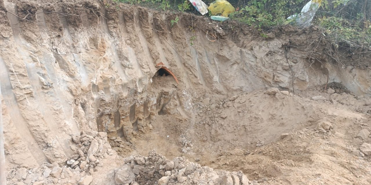 Yalova'da villa inşaatı kazısında Roma döneminden kalma mezar bulundu