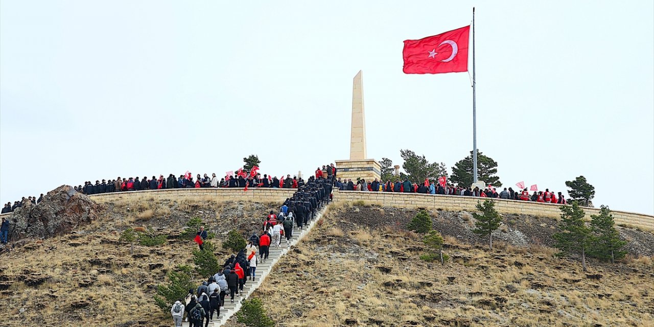 Kop Dağı Müdafaası Tarihi Milli Parkı'nda "100. Yıl Yürüyüşü" yapıldı