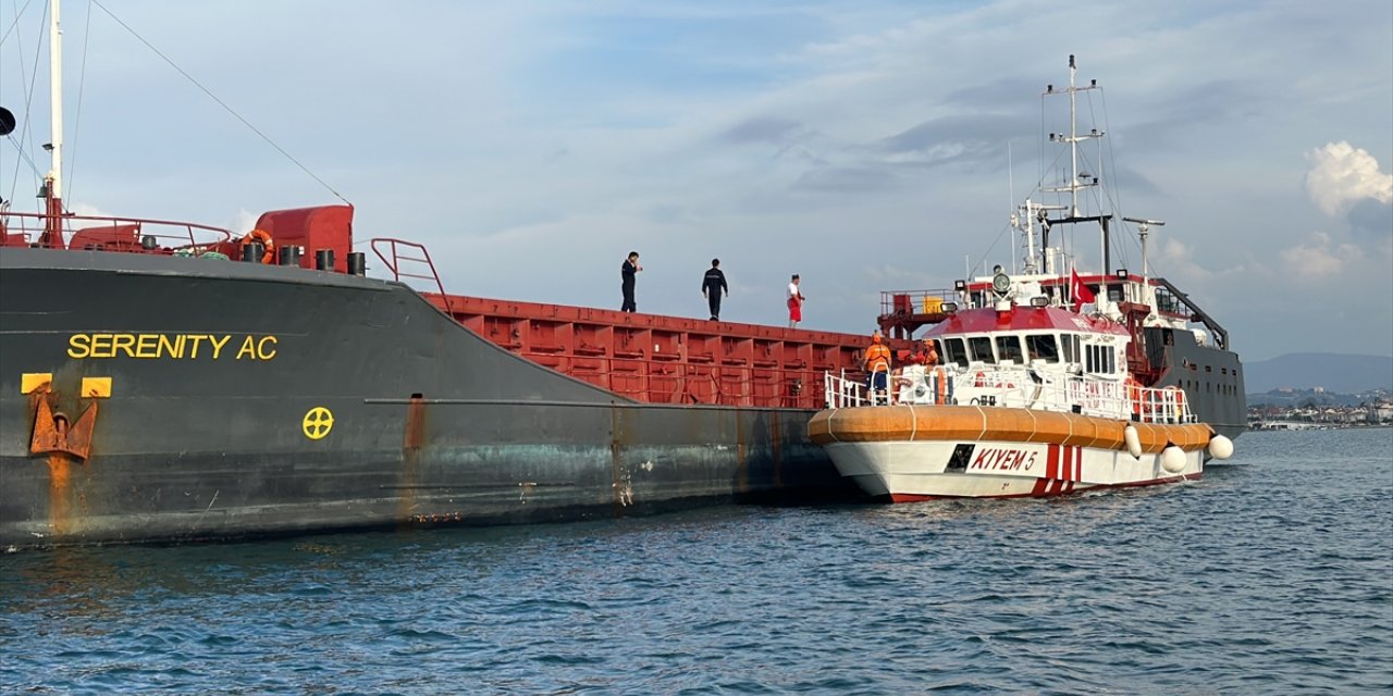 Fethiye Körfezi'nde kuru yük gemisindeki patlamada 4 kişi yaralandı