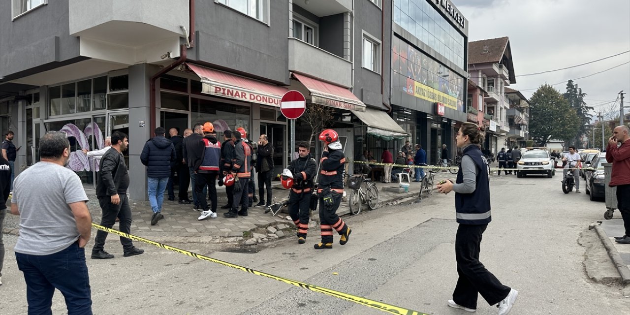 Sakarya'da doğal gaz patlaması sonucu 3 kişi yaralandı