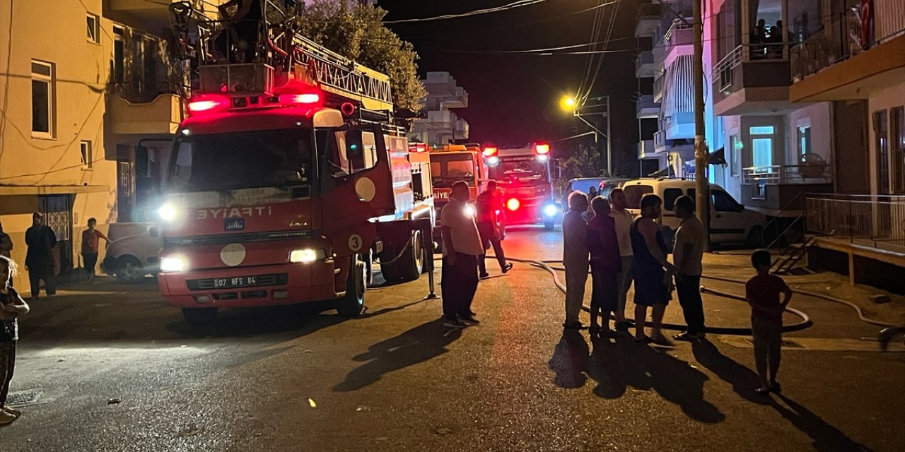 Alanya'da evde çıkan yangın hasara neden oldu