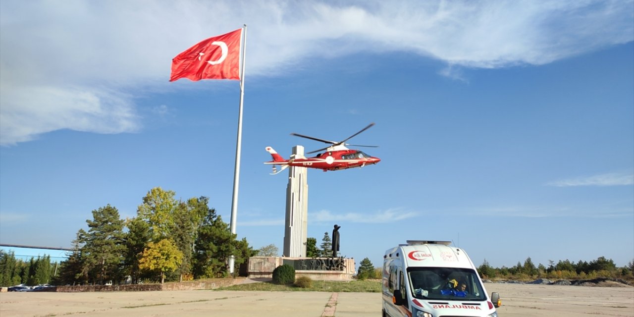 Konya'da hava ambulansı kalp krizi geçiren hasta için havalandı