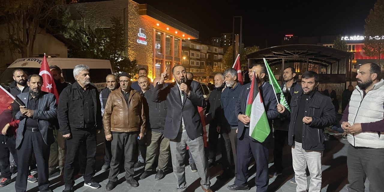 İsrail'in Gazze'ye saldırıları protesto edildi