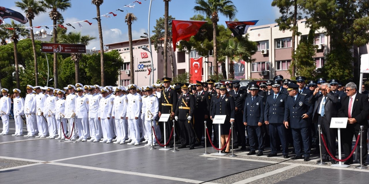 Antalya ve çevre illerde Cumhuriyet'in 100'üncü yılı kutlanıyor