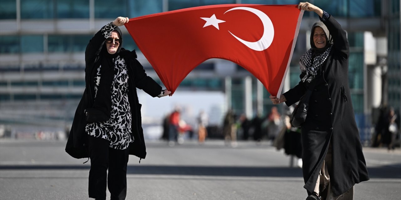 Taksim'de Cumhuriyet Bayramı öncesi tören düzenlendi