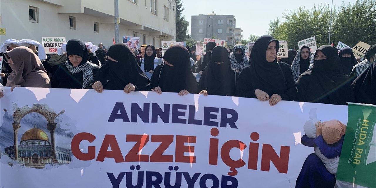 Batmanlı kadınlar Gazzeli anneler için yürüdü