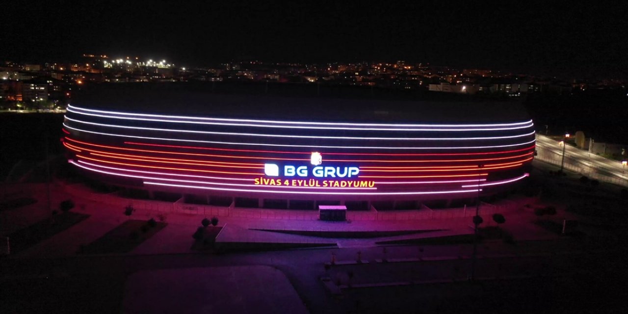 BG Grup 4 Eylül Stadyumu'nun dış cephe aydınlatması tamamlandı