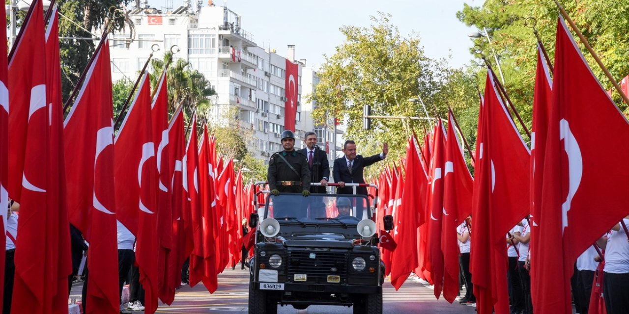 Antalya ve çevre illerde Cumhuriyet'in 100. yıl dönümü kutlamaları