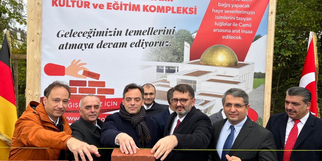 Almanya'da Solingen DİTİB Merkez Camisi Eğitim ve Kültür Merkezi'nin temeli atıldı