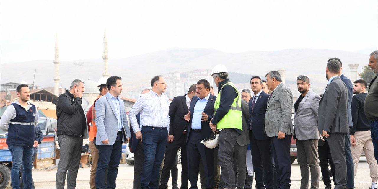 Çevre, Şehircilik ve İklim Değişikliği Bakan Yardımcısı Gürgen, Malatya'da incelemede bulundu