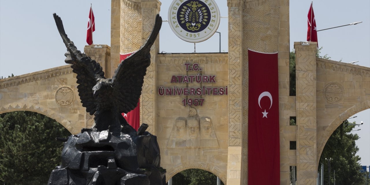 Atatürk Üniversitesi, THE'de 6 alanda başarı elde etti