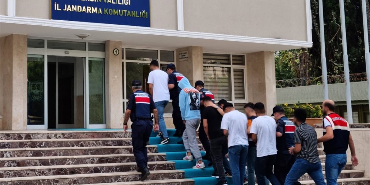 Mersin merkezli dolandırıcılık operasyonunda yakalanan 6 zanlı tutuklandı