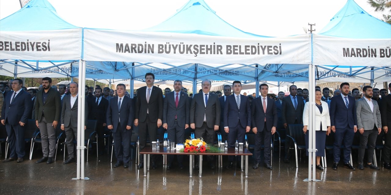 Kültür ve Turizm Bakan Yardımcısı Serdar Çam Mardin'de kütüphanelerin açılışına katıldı