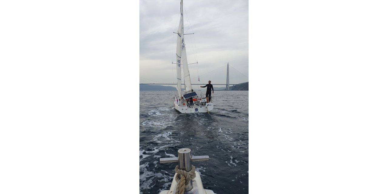 Türkiye turu rekor denemesinde Çanakkale Boğazı'nı geçti