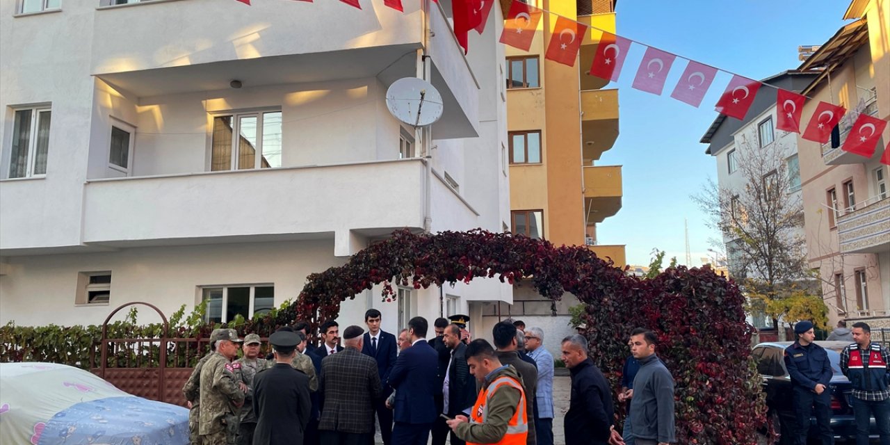 Van'da şehit olan askerin Kahramanmaraş'taki ailesine şehadet haberi verildi