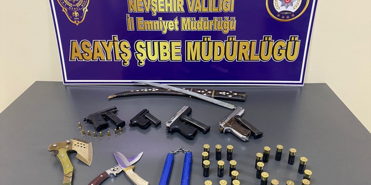 Nevşehir'de otomobil ve iş yerinin kurşunlanmasıyla ilgili 2 şüpheli tutuklandı