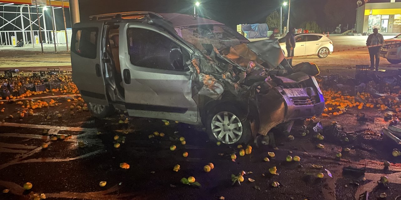 Erzurum'daki trafik kazasında 1 kişi öldü, 3 kişi yaralandı