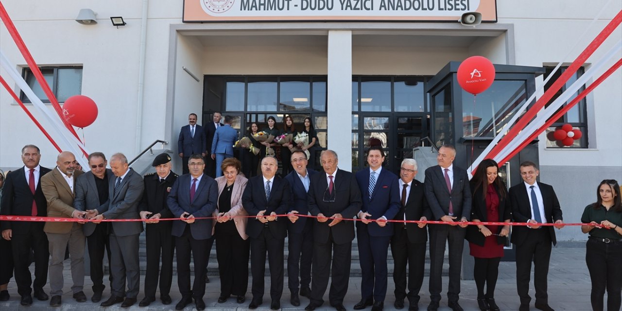 Anadolu Vakfı Nevşehir'e yeni okul kazandırdı