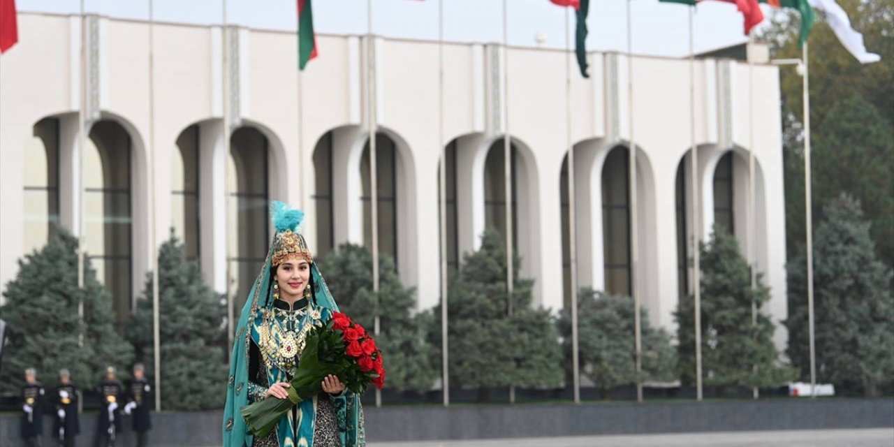 Özbekistan'da yarın Ekonomik İşbirliği Teşkilatı Zirvesi yapılacak