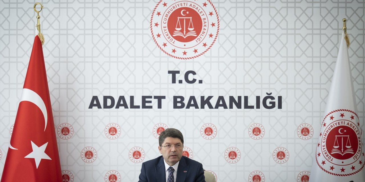 Adalet Bakanı Tunç, İnsan Hakları Kurumları Değerlendirme Toplantısı'nda konuştu: