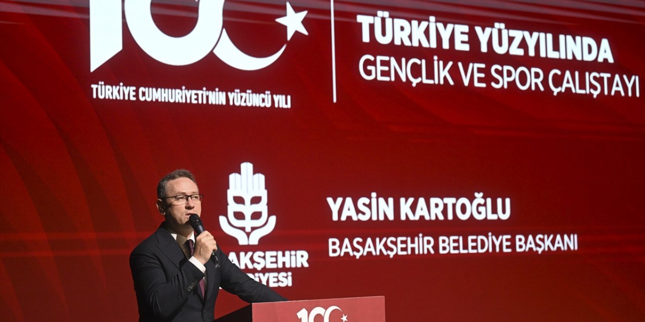 "Türkiye Yüzyılında Gençlik ve Spor Çalıştayı" İstanbul'da başladı