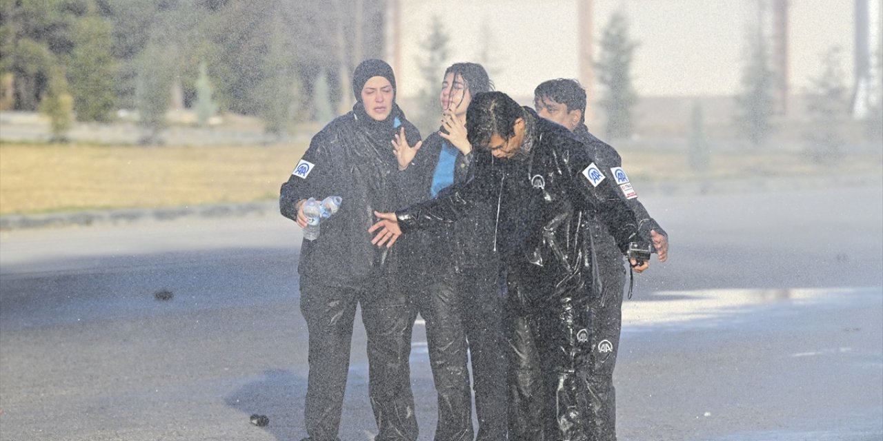 Türkiye, Türk ve yabancı gazetecilere olağanüstü şartlarda görev yapmayı öğretiyor