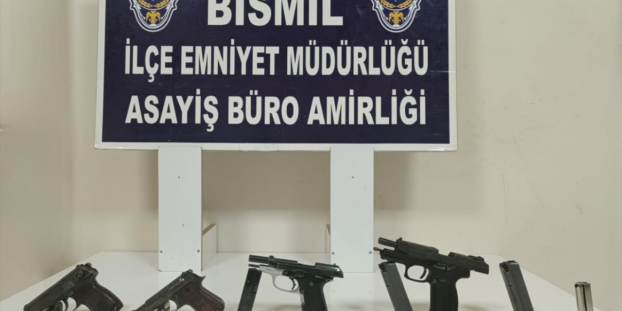 Diyarbakır'da 3 kişinin öldüğü silahlı kavgaya ilişkin yakalanan 3 şüpheli tutuklandı