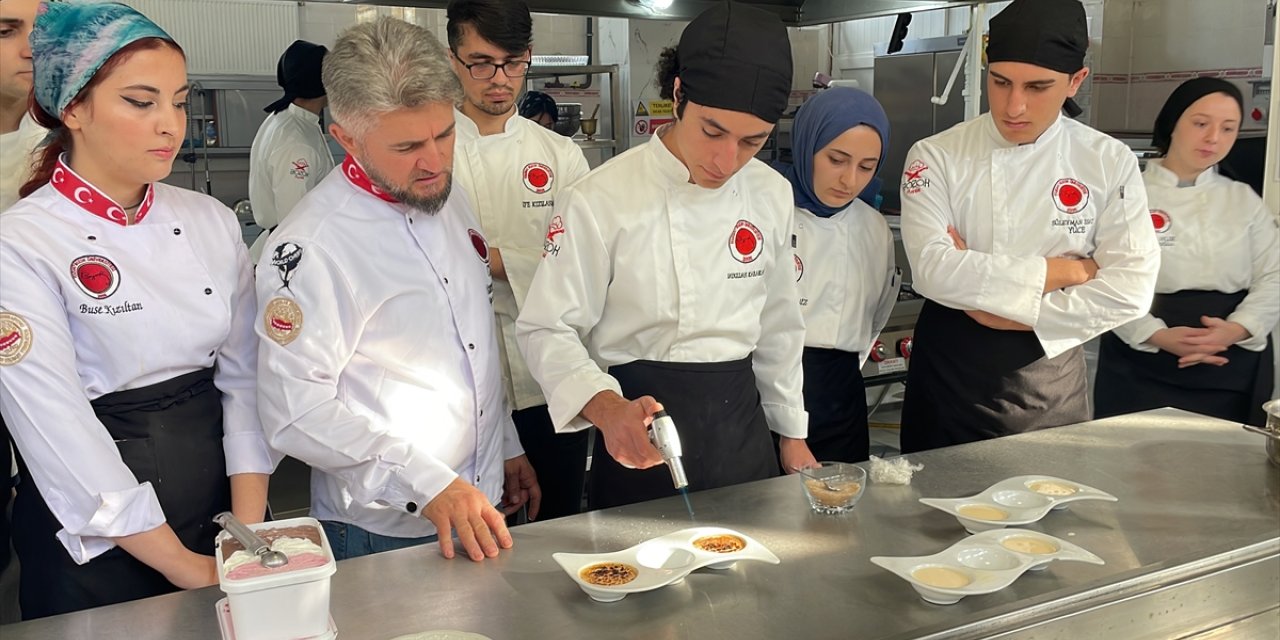 Yozgat Bozok Üniversitesinde 102 öğrenci aşçılık eğitimi alıyor