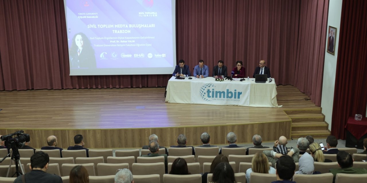 Trabzon'da, "Sivil Toplum Medya Buluşmaları" programı düzenlendi