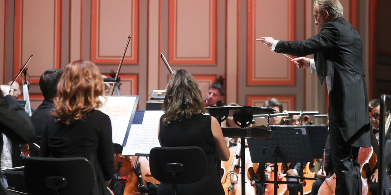 Ankara Devlet Opera ve Balesi, Atatürk'ü özel bir konserle andı