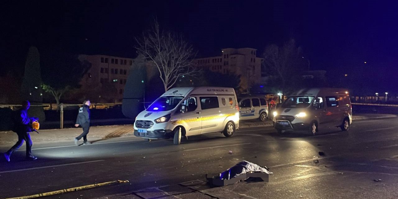 Konya'da trafik kazasında 5 kişi öldü, 1 kişi yaralandı