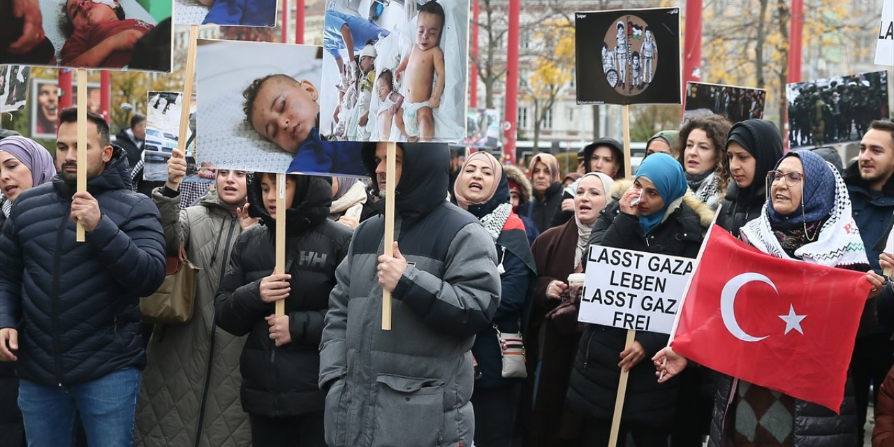 Avusturya’da binlerce gösterici, İsrail’in Gazze’deki saldırılarını protesto etti