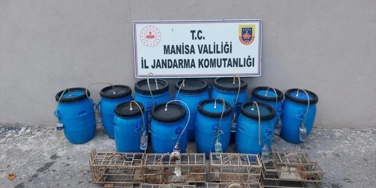 Manisa'da 7 bin 500 litre sahte içki ele geçirildi