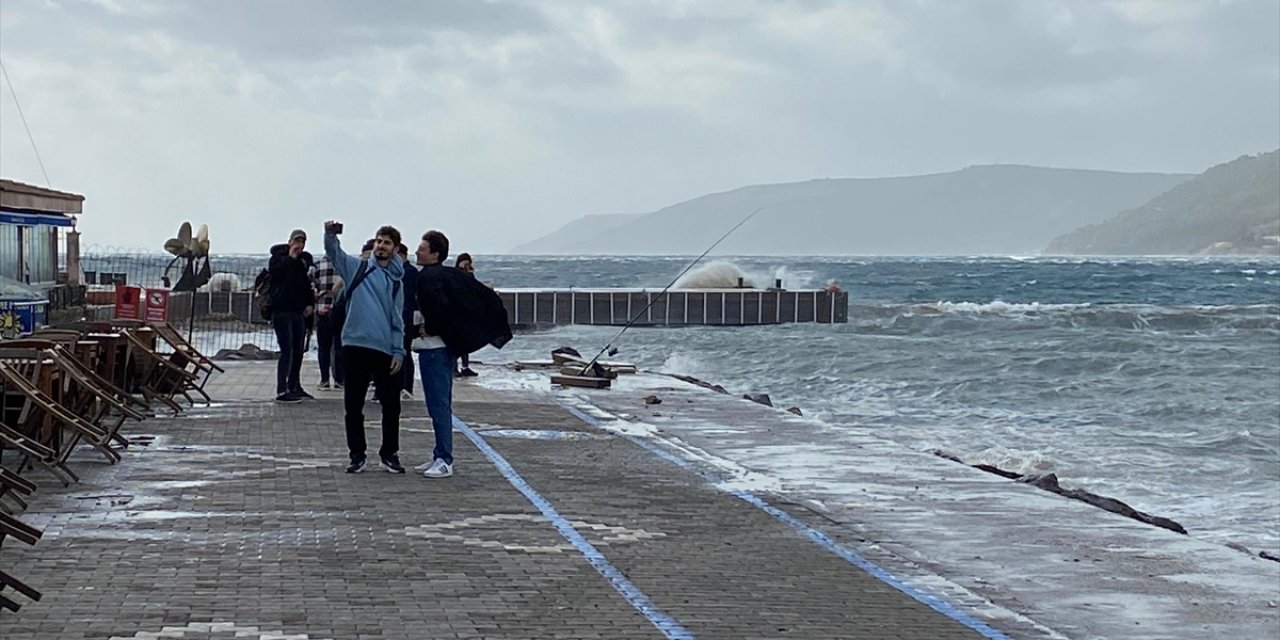 GÜNCELLEME - Çanakkale Boğazı'nda gemi trafiği normale döndü