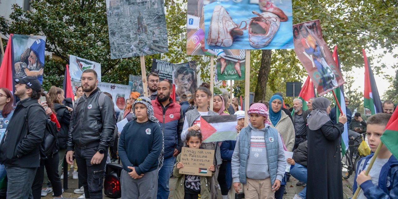 Karadağ'da Filistin'e destek gösterisi düzenlendi