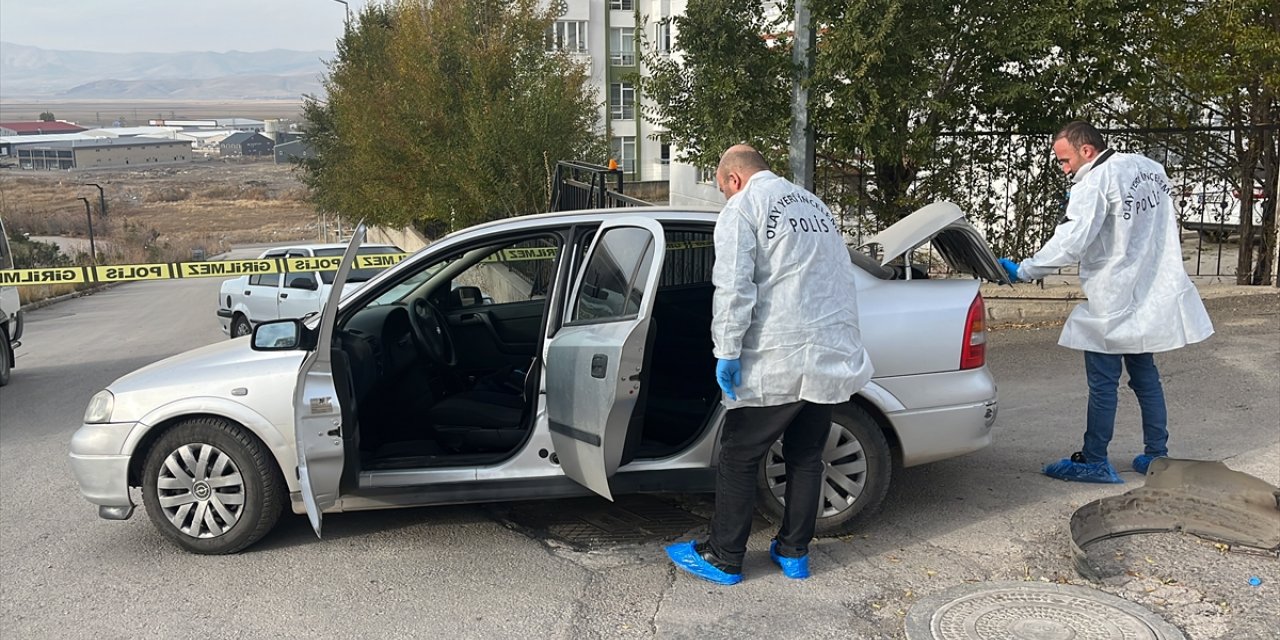 Erzurum'da 14 yaşındaki sürücünün otomobille çarptığı çocuk öldü