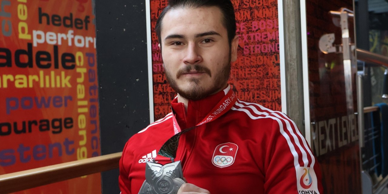 Milli sporcu Enes Özdemir, Dünya Karate Şampiyonası'ndaki başarıyı değerlendirdi: