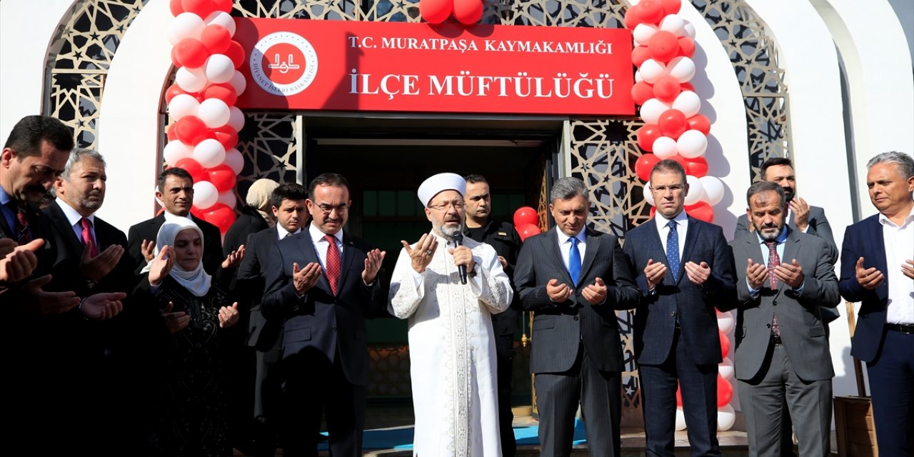 Diyanet İşleri Başkanı Erbaş Antalya'da açılış törenlerine katıldı