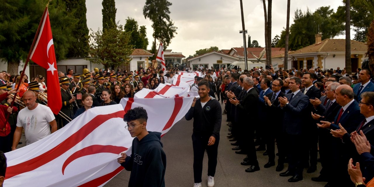 KKTC'de "40. Yıl Cumhuriyet Korteji" düzenlendi