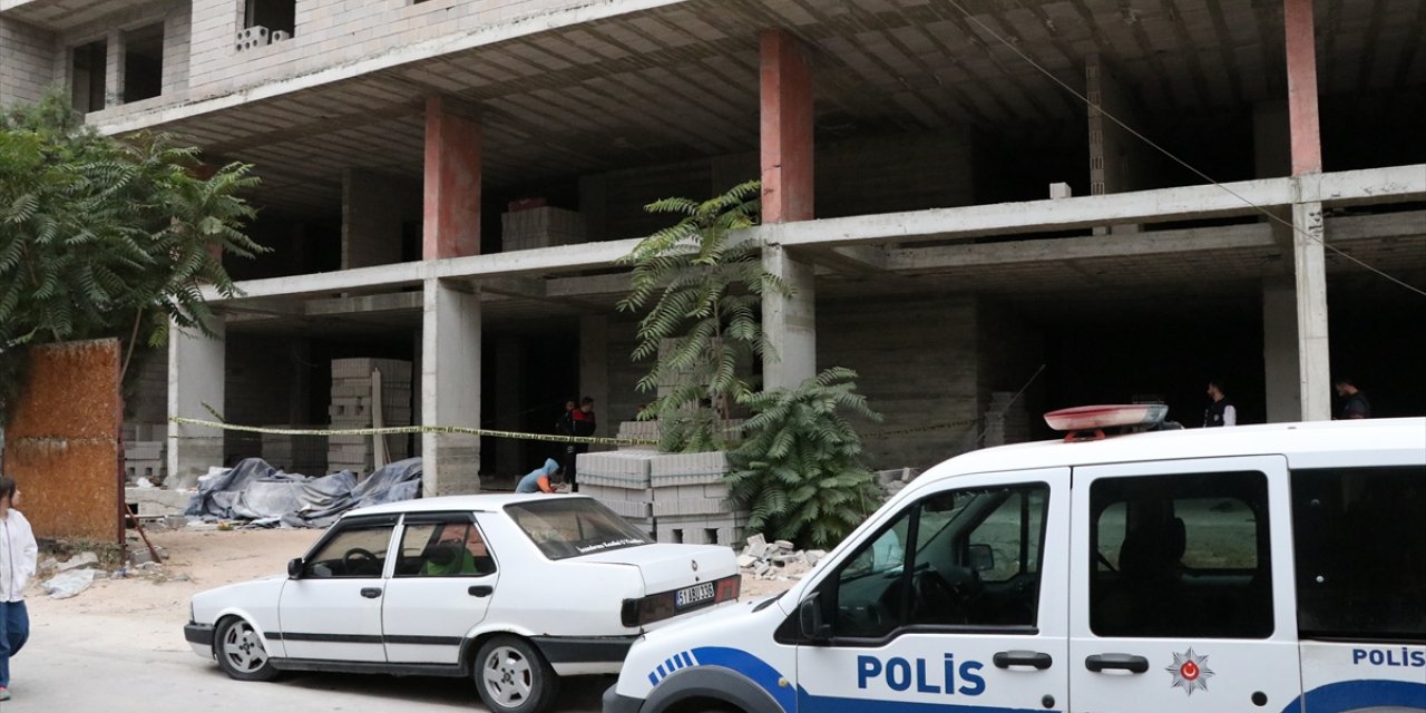 Niğde'de inşaatın asansör boşluğunda erkek cesedi bulundu