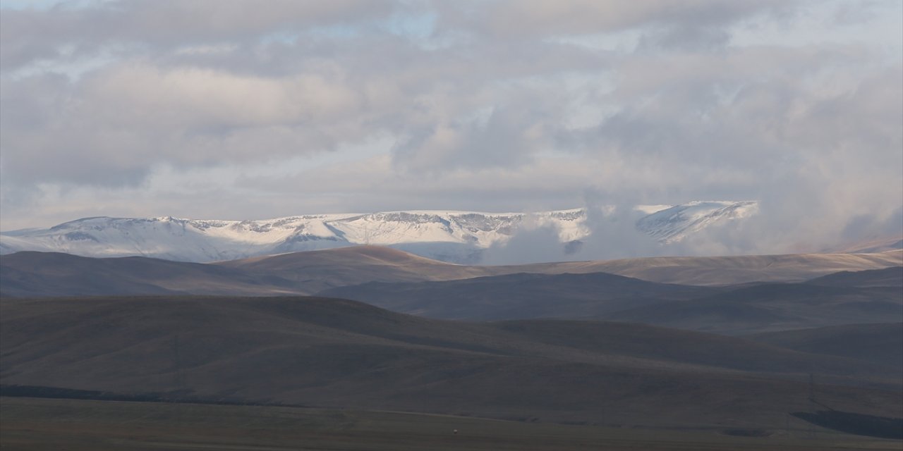 Erzurum, Ardahan, Kars'ta soğuk hava ve kar etkili oldu