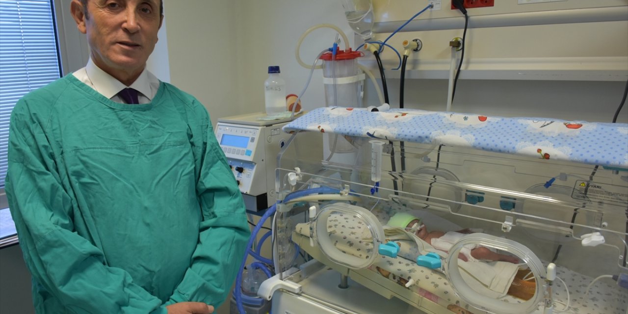 KTÜ'lü sağlıkçılar, prematüre doğum sonrası hayata bağladıkları çocuklarla buluştu