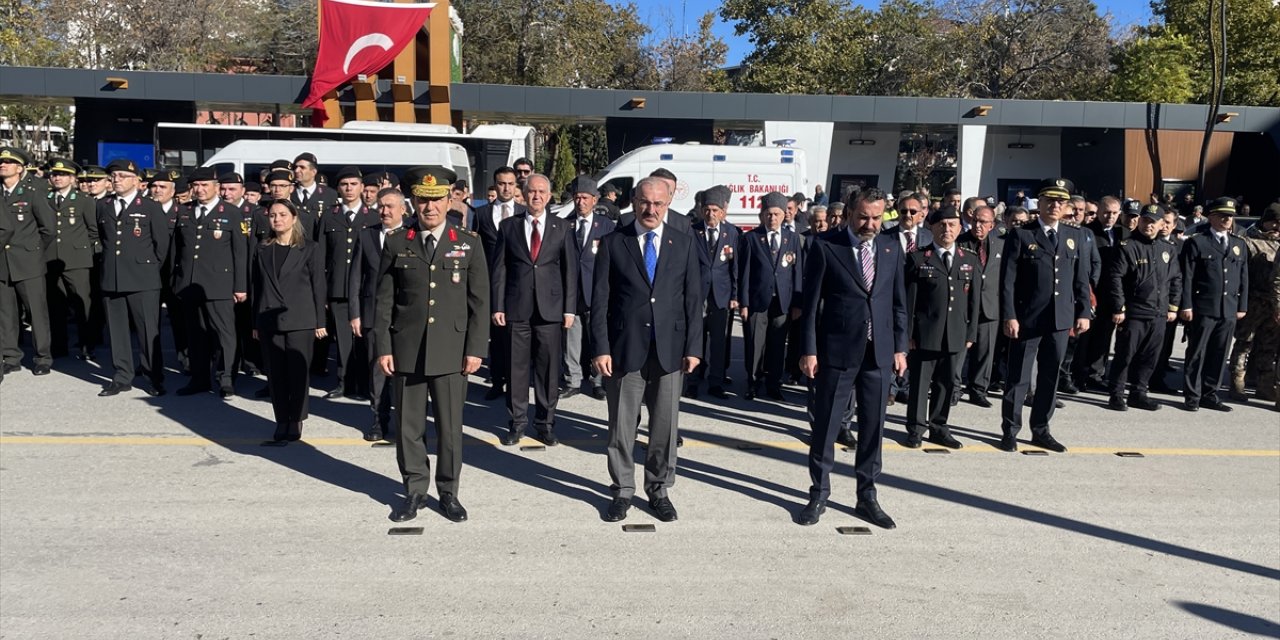 Ulu Önder Atatürk'ün Elazığ'a gelişinin 86. yıl dönümü törenle kutlandı