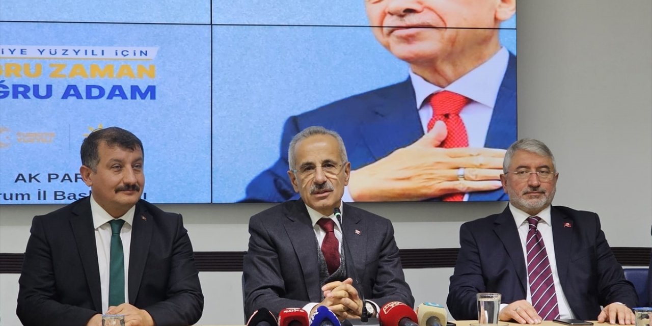 Ulaştırma ve Altyapı Bakanı Uraloğlu, Çorum'da konuştu: