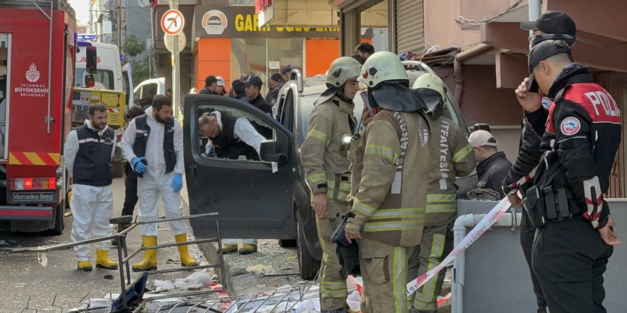 GÜNCELLEME - Küçükçekmece'de 5 katlı binada meydana gelen patlamada bir kişi öldü, 5 kişi yaralandı